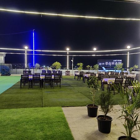 Hotel Manas Plus Khandwa Exterior photo